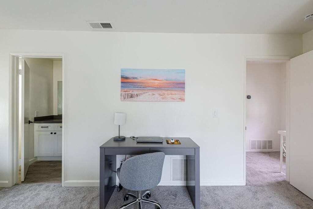 Gateway To Oxnard Beach Extérieur photo