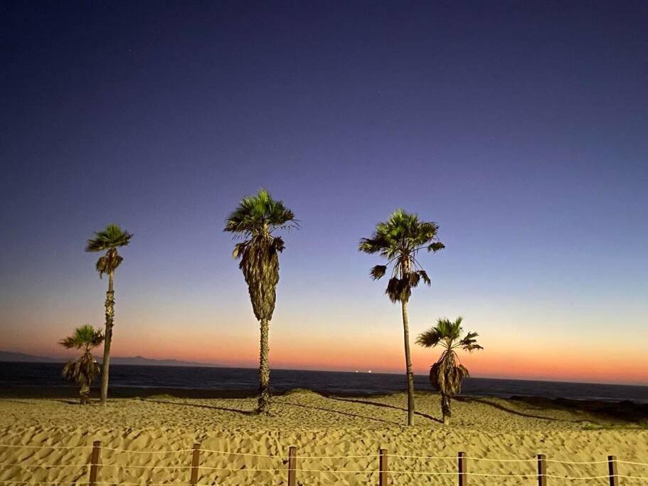 Gateway To Oxnard Beach Extérieur photo